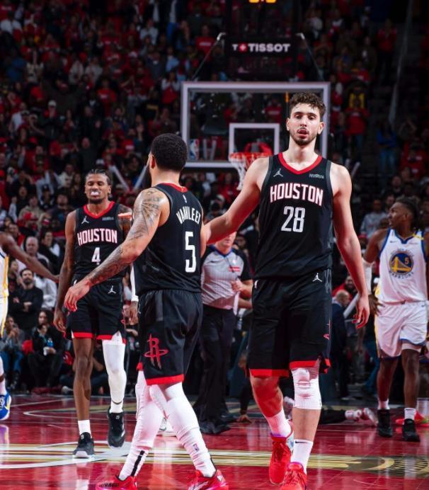 首发的能力, 火箭队才能