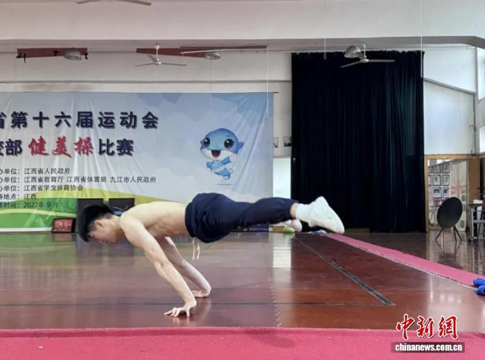 岁才开始接 岁才开始接